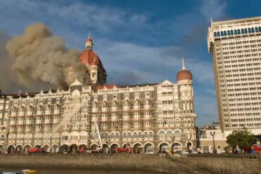 La película inspirada en la tragedia de Mumbai en 2008 que lidera el Top 10 de Netflix