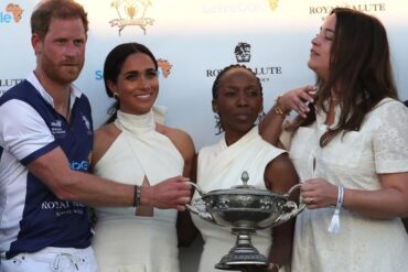 El desplante que le hizo Meghan Markle a mujer que intentó posar junto al príncipe Harry en una foto (+Video)