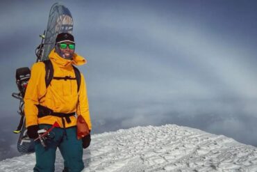 Un experimentado alpinista perdió la vida tras caer en el cráter de un volcán