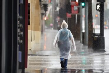 Tormentas severas en el sur de EE.UU. amenazan con inundaciones, tornados y granizo