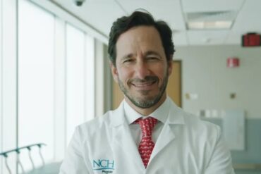 Un cardiólogo venezolano en el equipo de médicos que hizo el primer reemplazo de válvula tricúspide en Florida