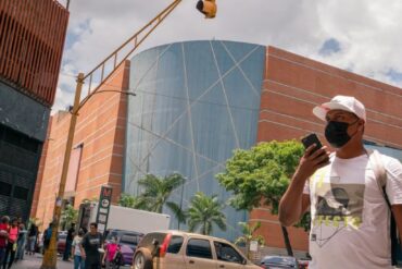 Anuncian que la sede de Farmatodo del Centro Comercial Sambil de La Candelaria tendrá salón de belleza