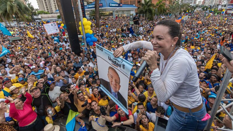 María Corina Machado pidió en Zulia a quienes confían en ella votar en las presidenciales por Edmundo González Urrutia