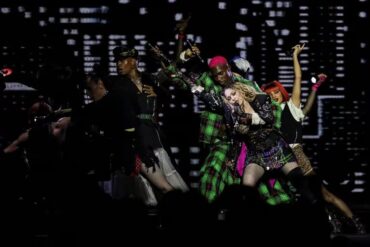 Más de un millón de asistentes tuvo el épico concierto que dio Madonna en Río de Janeiro (+Videos)