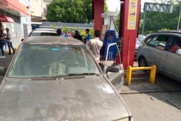 Reportan retrasos en el suministro de gasolina por apagones en municipios de Aragua