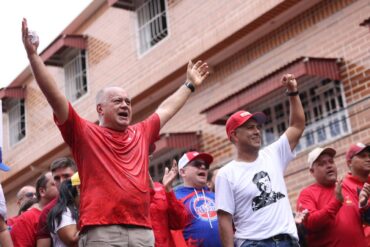 Diosdado Cabello aseguró desde un pequeño mitin en La Victoria que Maduro ganará con una “avalancha de votos” en la presidencial del #28Jul (+Fotos)