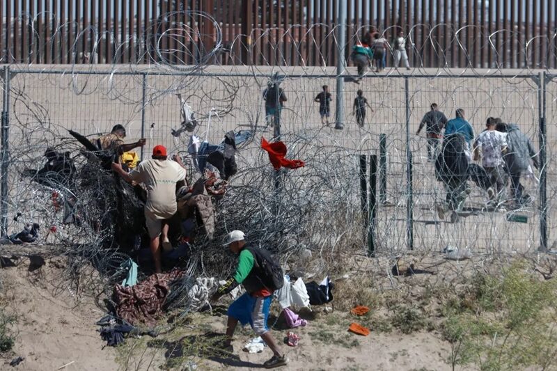 Joe Biden propondrá una nueva norma que permitirá a autoridades migratorias restringir el acceso al asilo en la frontera sur de EEUU