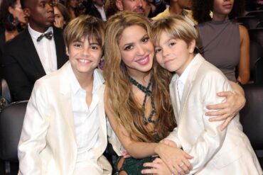 “Gracias por completarme”: La tierna foto que publicó Shakira junto a sus dos hijos el Día de las Madres