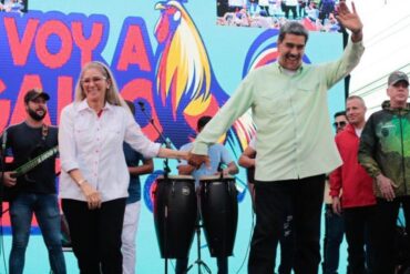 Maduro y Cilia Flores manipulan a habitantes de Guárico: suplicaron que les “regalen la victoria” a Chávez el 28 de julio por su “cumpleaños” (+Video)