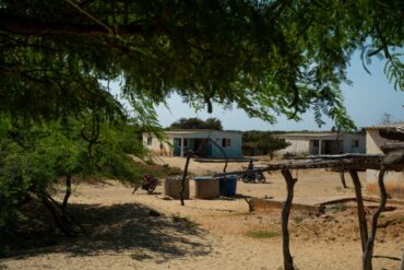 Alertan sobre brote de enfermedades respiratorias en niños de la Guajira