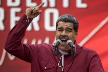 Maduro habló en Antímano del “deporte” de motopiruetas ante el innegable rechazo de la población: “Yo creo en la inclusión” (+Video)