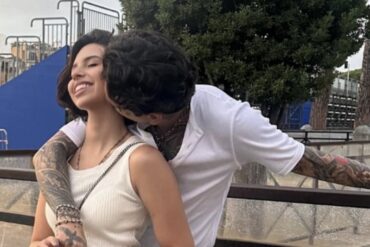 Ángela Aguilar y Christian Nodal confirman su relación: revista Hola! publica las primeras fotos de ellos como novios: “La pareja se encuentra súper feliz”