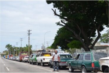 Colas más difíciles y desgastantes: el suplicio que viven transportistas para surtir gas a sus vehículos en Yaracuy