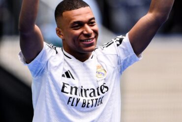 Los videos que dejó la emotiva presentación oficial de Mbappe con el Real Madrid