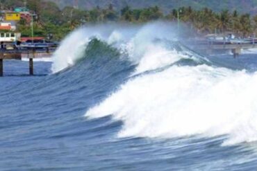 Restringido el zarpe de embarcaciones en oriente y centro del país por paso del huracán Beryl