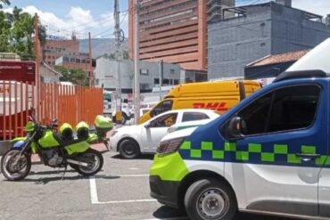 Migrante venezolano en condición de calle murió en Colombia: estaba lanzándose a los vehículos que pasaban en vía de Medellín