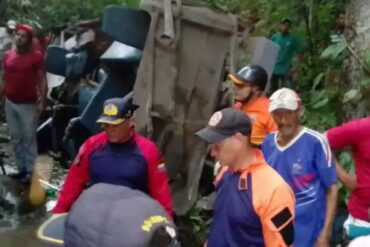 Accidente de tránsito en Monagas dejó 5 fallecidos y 8 heridos: Viajaba el equipo de fútbol infantil Real Barcelona (+Video)