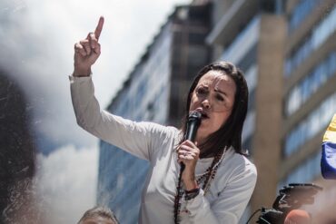 “Él no quería”: María Corina Machado afirma que el régimen chavista obligó a Edmundo González a irse de Venezuela